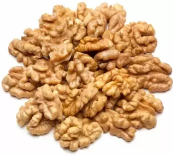 Walnut (Akhrot) – One tree : (250 gm)